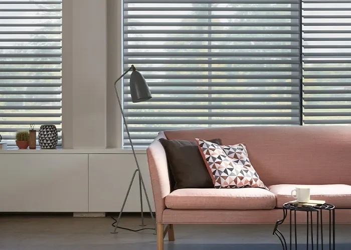 raamdecoratie_silhouette-shades_sfeer700-1 raamdecoratie_silhouette-shades_sfeer700-1