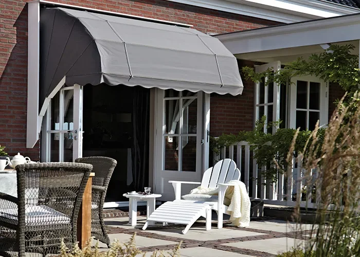 buitenzonwering_markiezen_sfeer700_2 buitenzonwering_markiezen_sfeer700_2